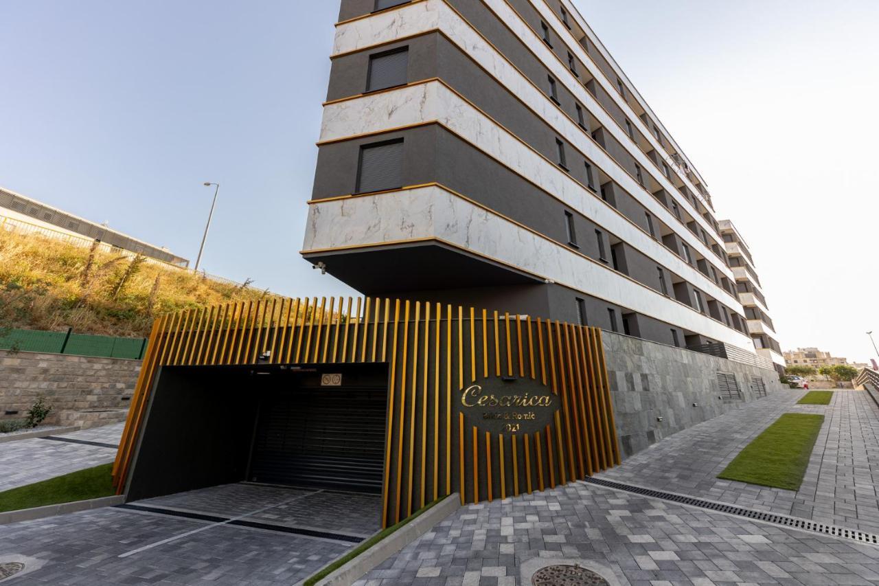 New Studio For 2, Free Private Garage Spot, Wi-Fi, 200 M From Mall Of Спліт Екстер'єр фото
